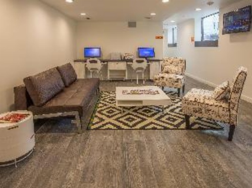 BKLYN House image 23